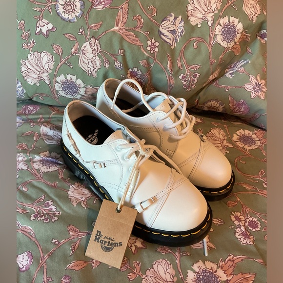 NWT Dr. Martens 1461 Women's Bow Smooth Leather Oxford Shoe White - Picture 9 of 13